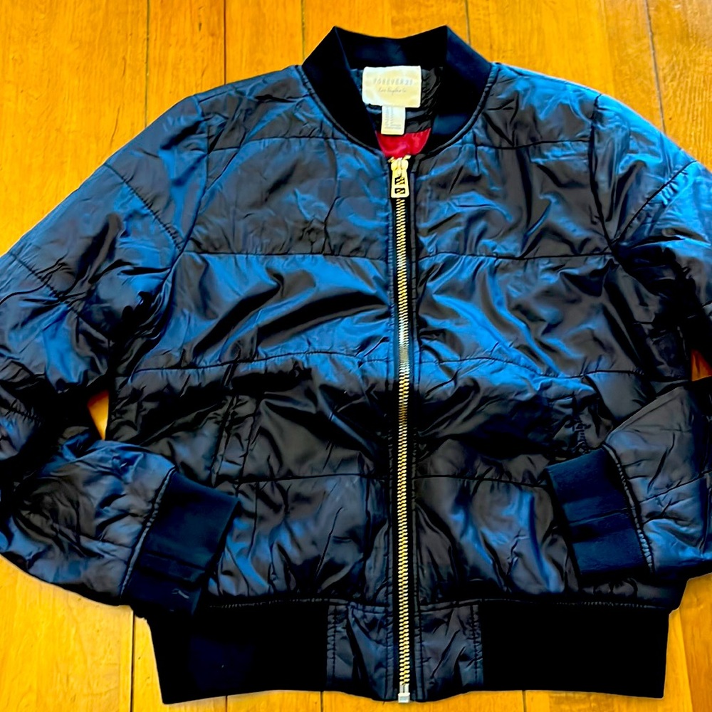 Forever 21 black bomber jacket